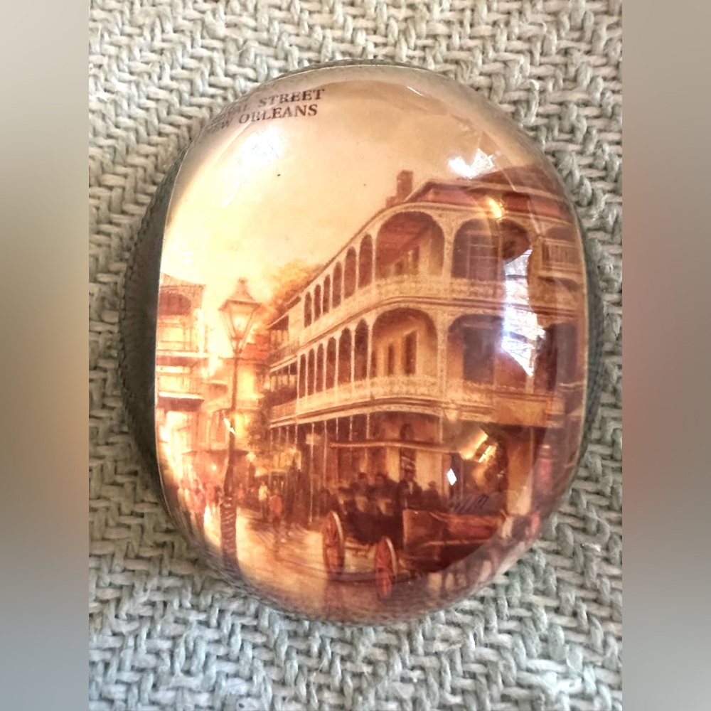 Acrylium Photo Gems MCM Lucite New Orleans Paperweight Souvenir Canada RARE HTF - Picture 3 of 6